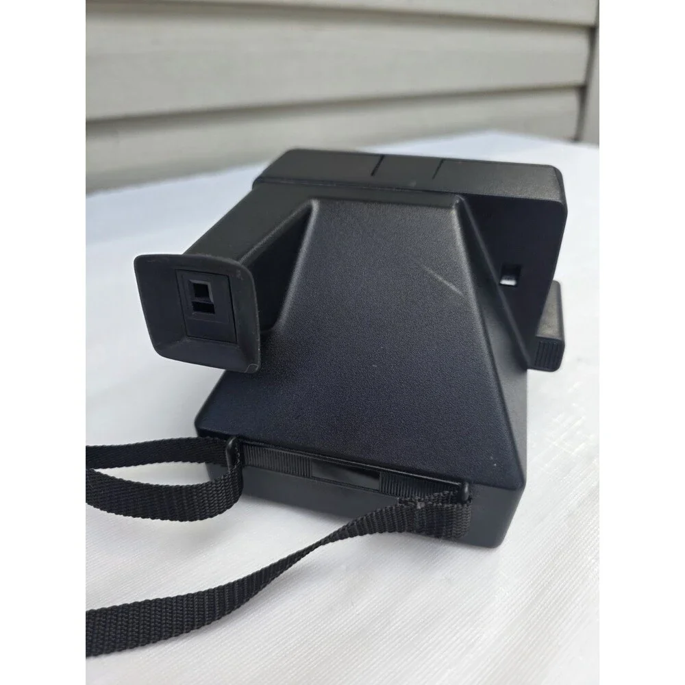Polaroid product 600